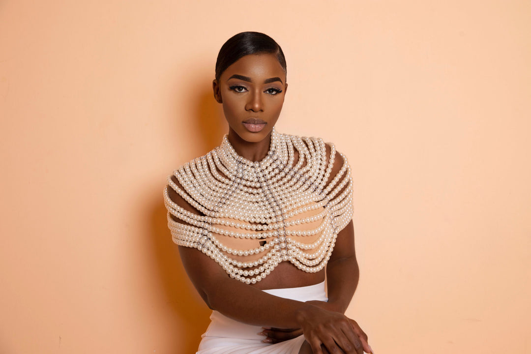 Ava pearl top